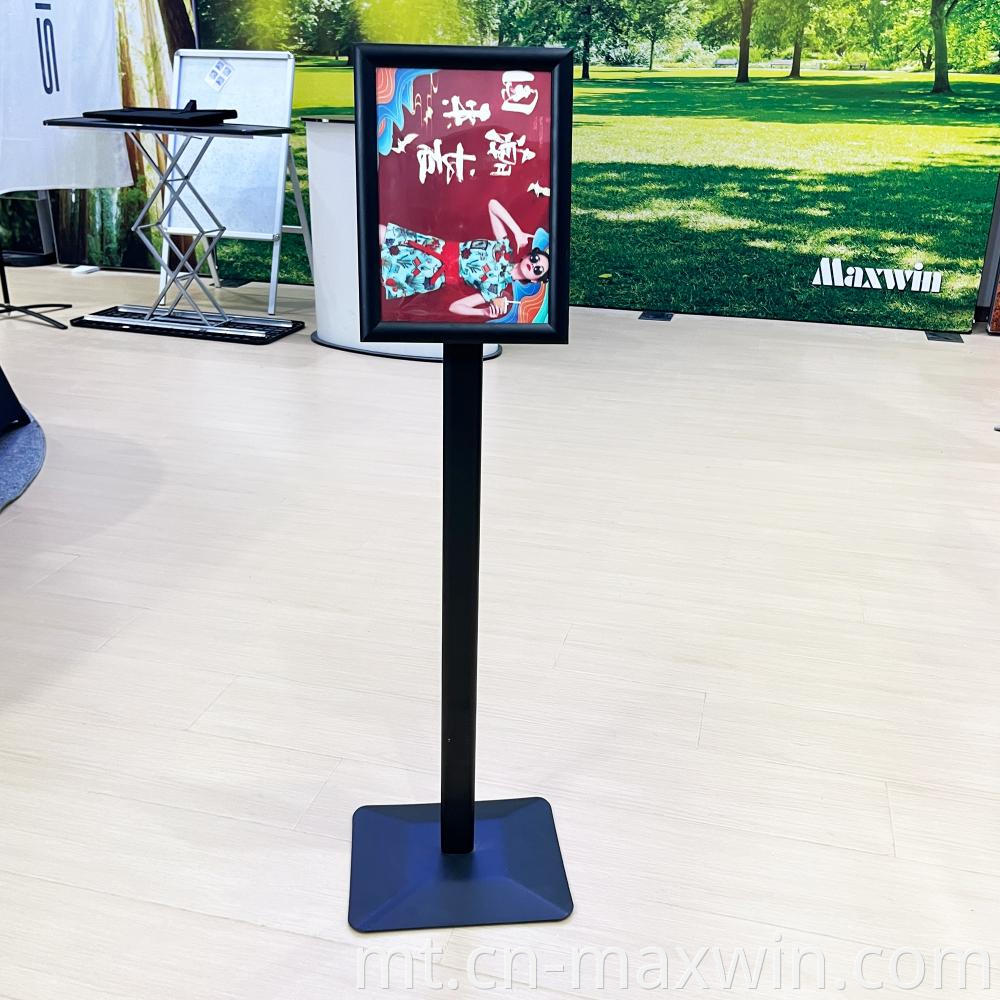 Stand tas-sinjal aġġustabbli Adjustable Sign Stand